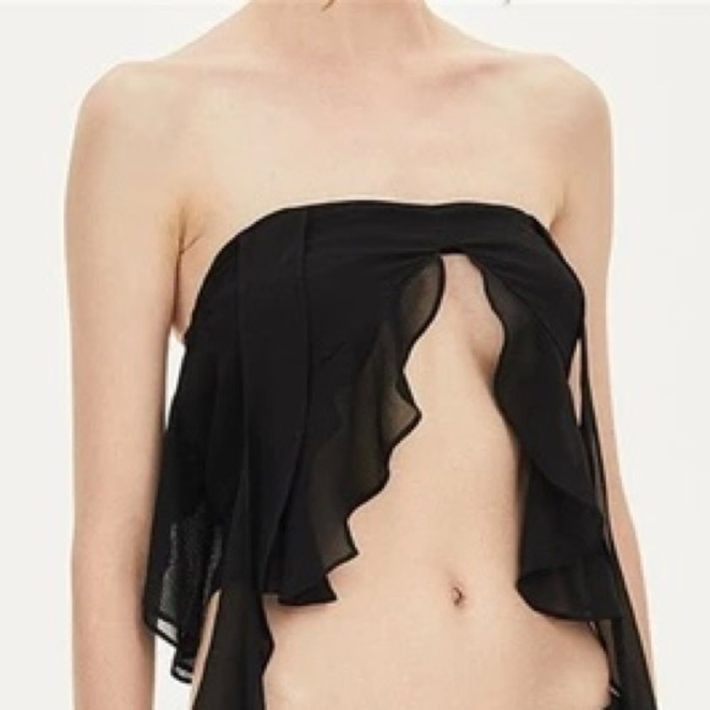 Cute Ruffled Top - Picture 2 of 4